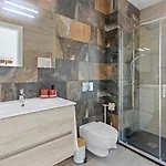 Modern With Private Pool Near Baleal * 阿通奎亚·达·巴利亚