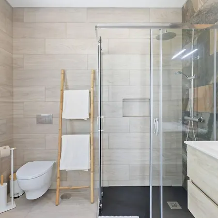 Modern With Private Pool Near Baleal * アトウギア・ダ・バレイア