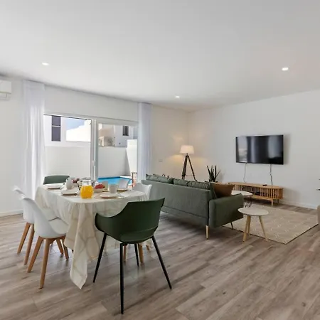別荘 Modern With Private Pool Near Baleal