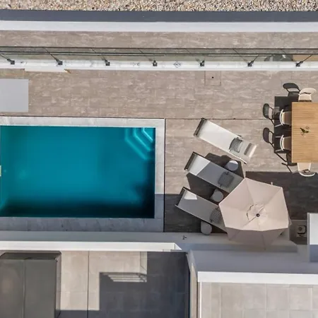 Hébergement de vacances Modern With Private Pool Near Baleal *