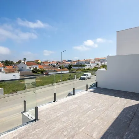 Modern With Private Pool Near Baleal * アトウギア・ダ・バレイア