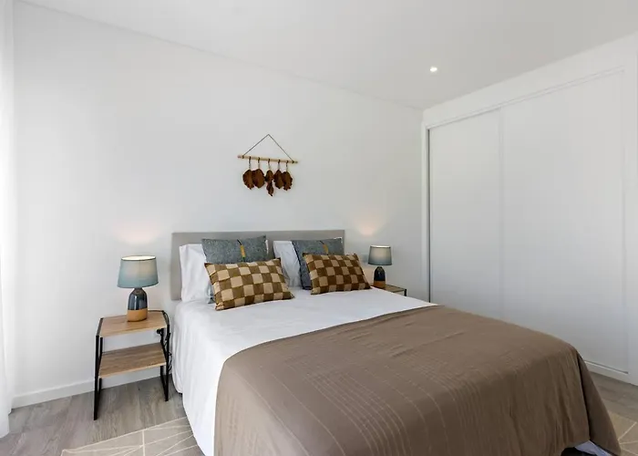 Modern With Private Pool Near Baleal Hébergement de vacances