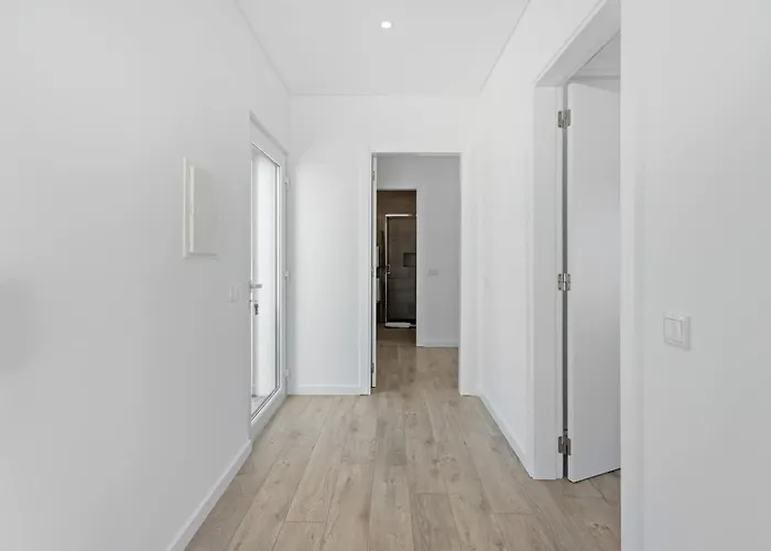 Modern With Private Pool Near Baleal