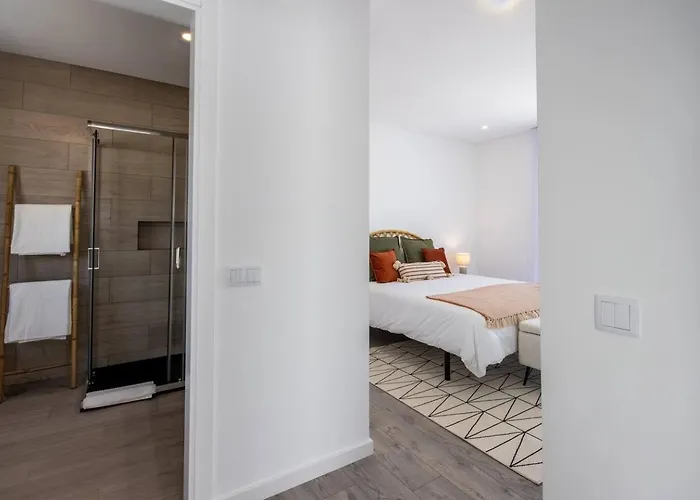 Modern With Private Pool Near Baleal