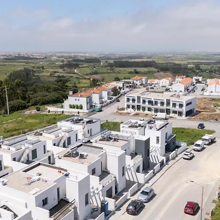 Modern With Private Pool Near Baleal اتوغويه ده باليه