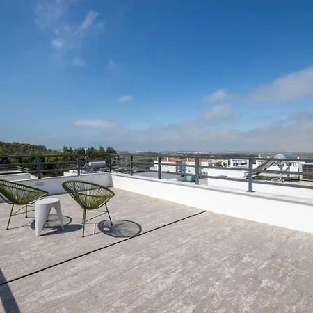 Modern With Private Pool Near Baleal