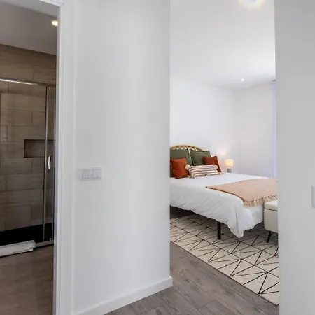 Modern With Private Pool Near Baleal